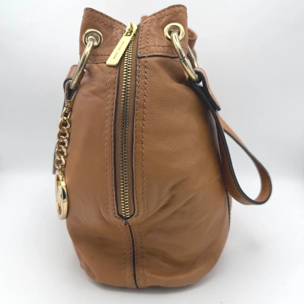 Michael Kors‎ Moxley Shoulder Bag Brown Leather Gold Hardware Hobo